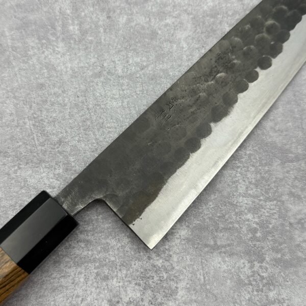 宗利製作所 x 鶴巻興市 白二鋼 黑打 槌目 牛刀 240mm