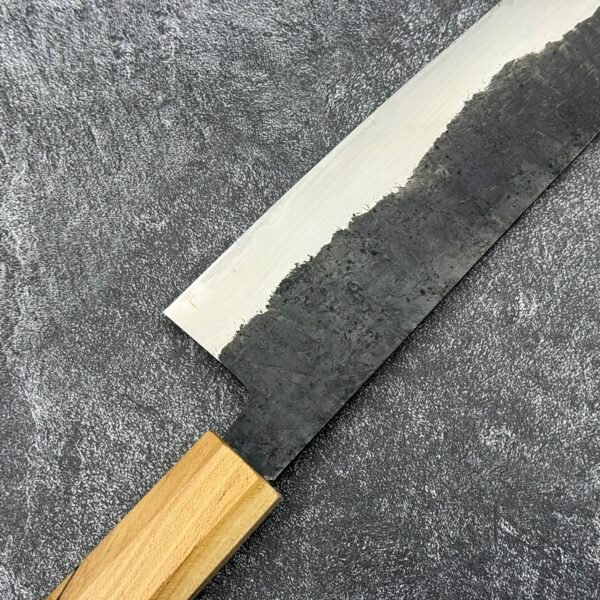 三条義宗 不鏽鋼包白二鋼 黑打 槌目 牛刀