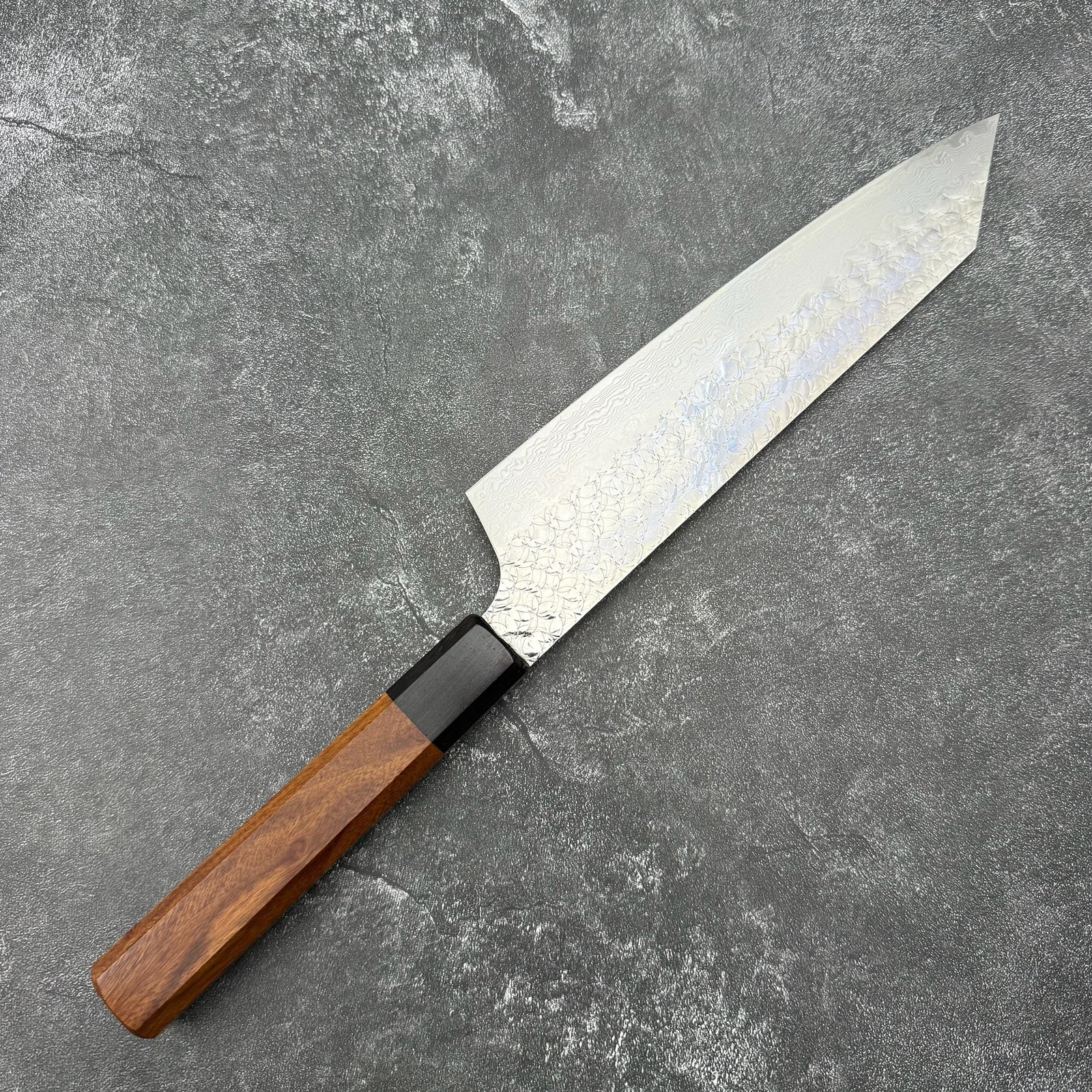 堺孝行 SG2 粉末鋼 大馬士革紋 槌目 劍型牛刀 190mm